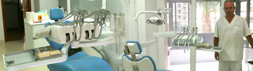 Clínica Dental Centro de Implantología Inocencio Paz Sánchez consultorio